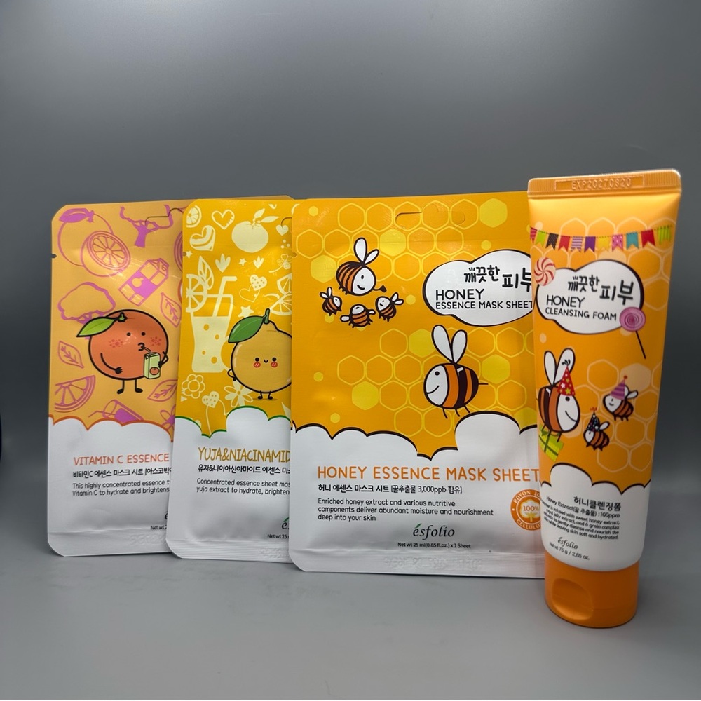 Esfolio Korean Skin Care Foaming Cleanser and Face Mask Set